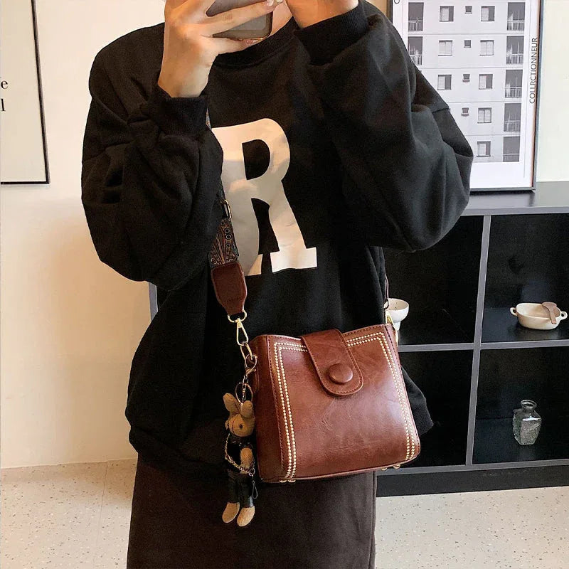 Ethel | Vintage Shoulder Bag with Adjustable Strap - MABEL LONDON