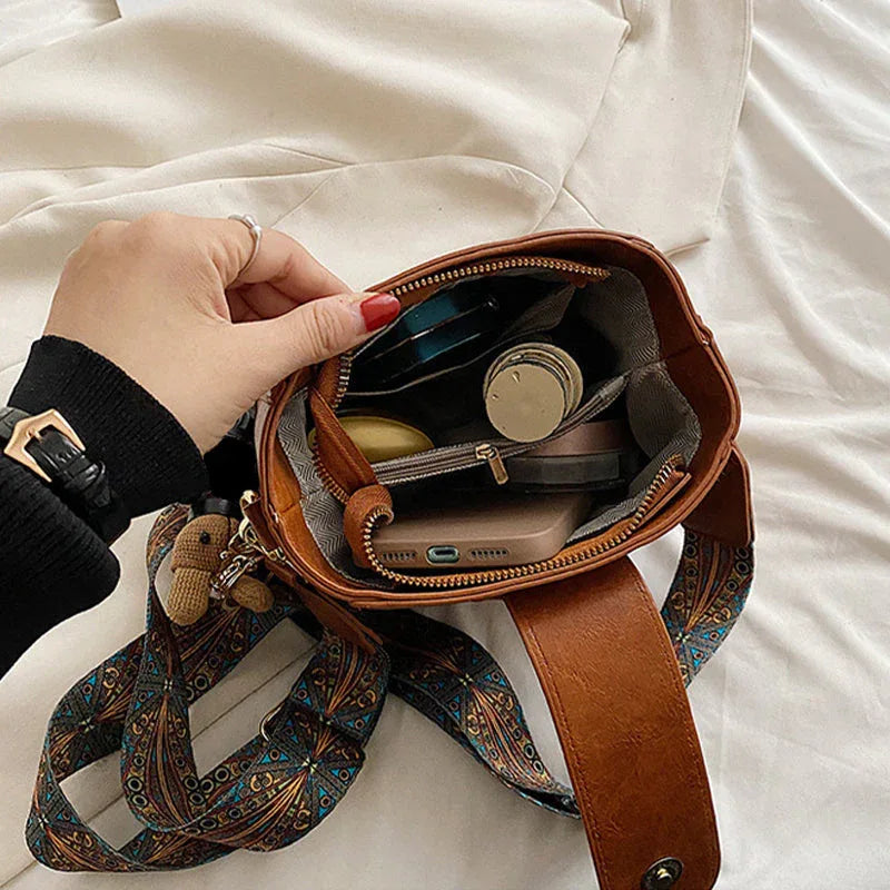 Ethel | Vintage Shoulder Bag with Adjustable Strap - MABEL LONDON