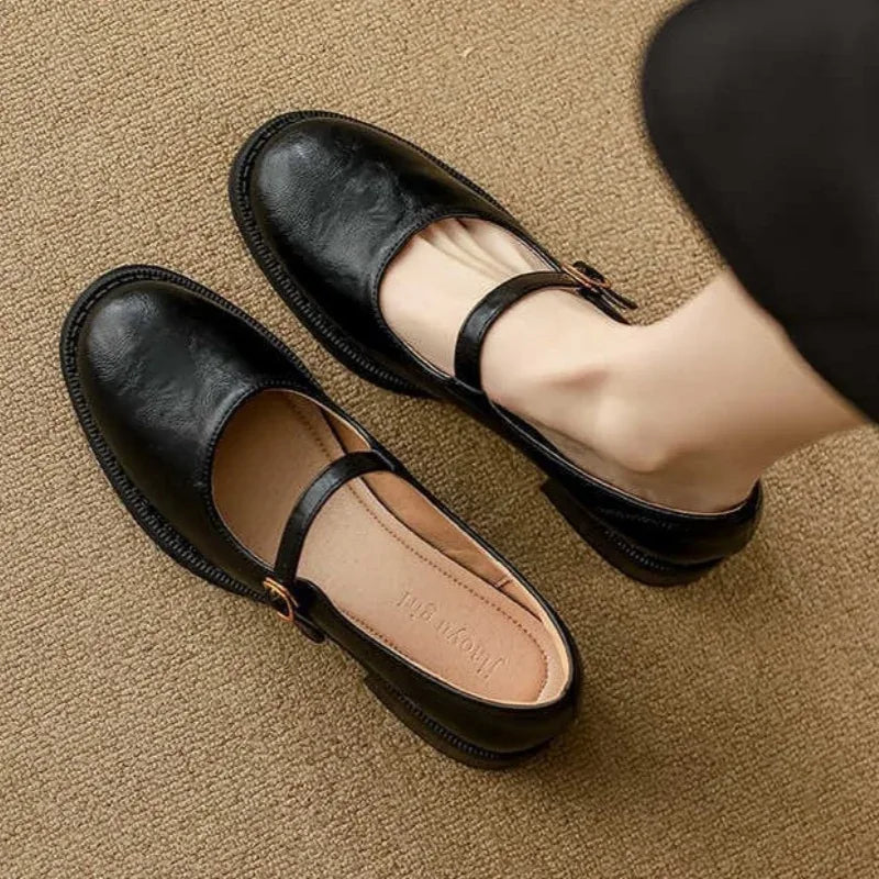Dorvanna | Timeless Comfort Mary Janes in Soft Leather - MABEL LONDON
